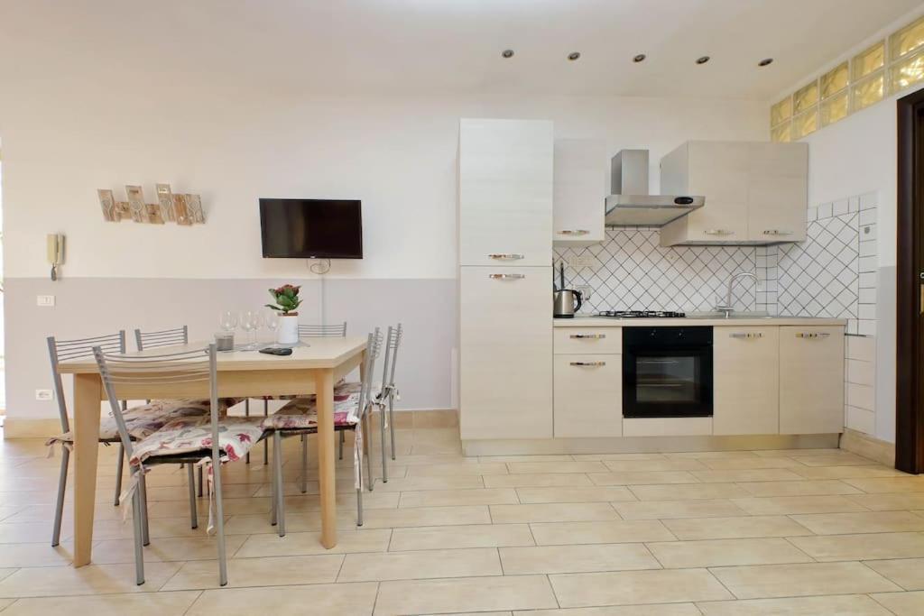 Vatican Flat Spacious Cozy With Court Рим Экстерьер фото