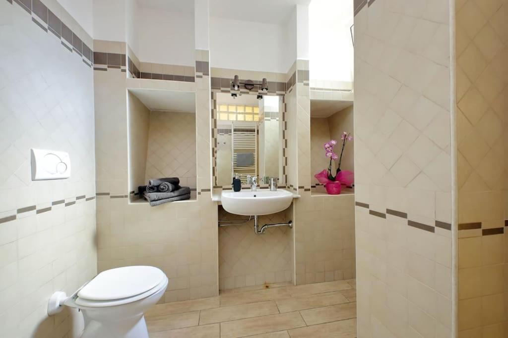 Vatican Flat Spacious Cozy With Court Рим Экстерьер фото